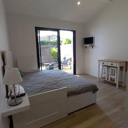 Apartamento : Avec Terrasse à 3 Kms Des Plages *