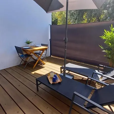 Apartamento : Avec Terrasse à 3 Kms Des Plages Anglet